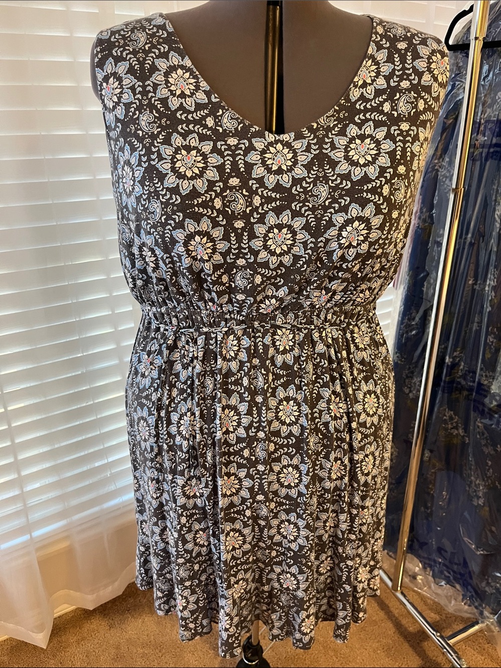 LOFT Grey Floral Midi Dress 3x 20 22